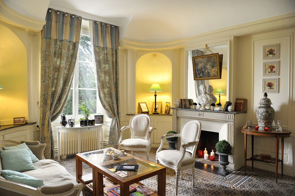 Logis Hotel Villa Marjane Saint-Jean-le-Blanc Екстериор снимка