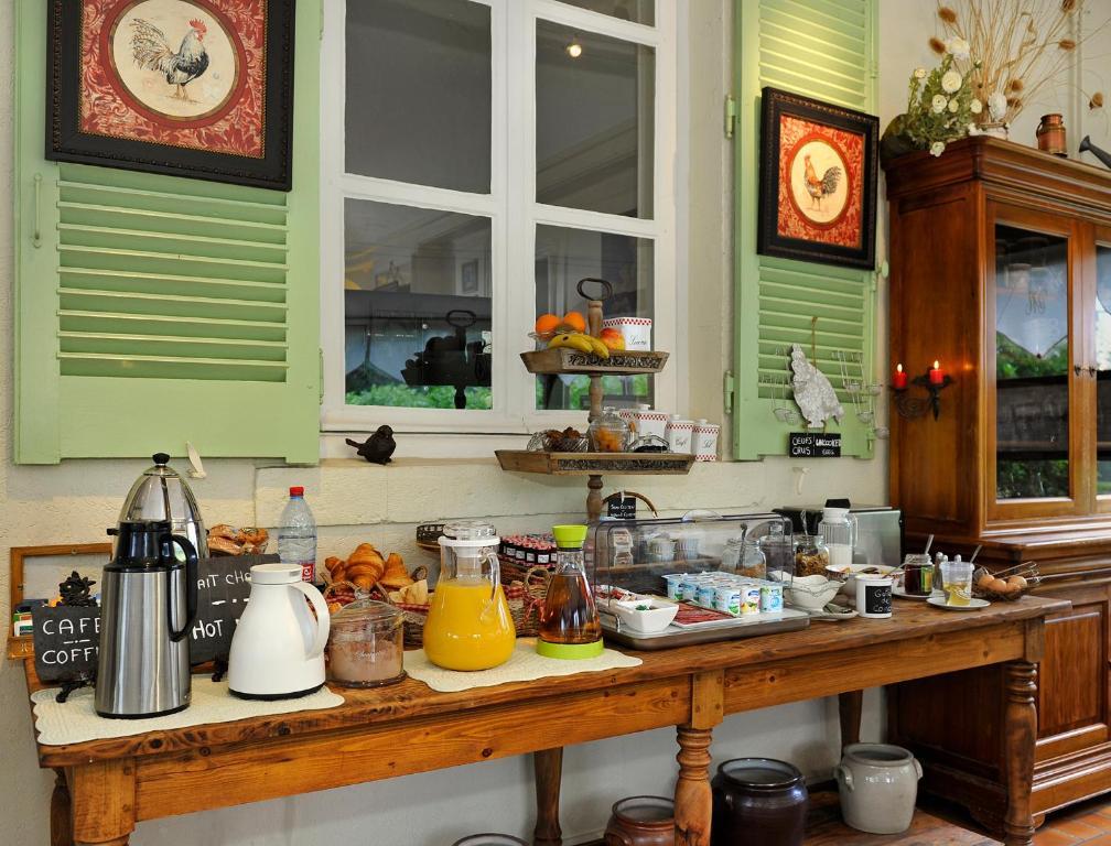 Logis Hotel Villa Marjane Saint-Jean-le-Blanc Екстериор снимка