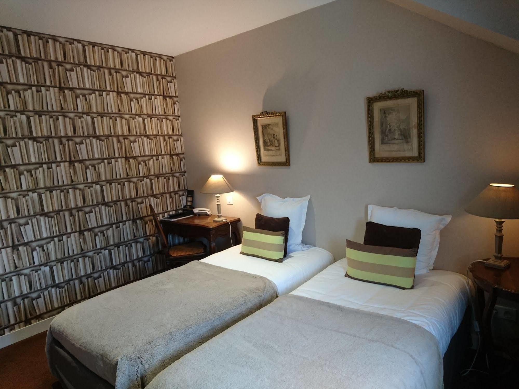 Logis Hotel Villa Marjane Saint-Jean-le-Blanc Екстериор снимка